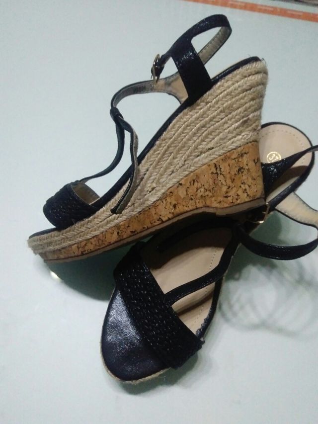 Sandalias de cuña talón de corcho