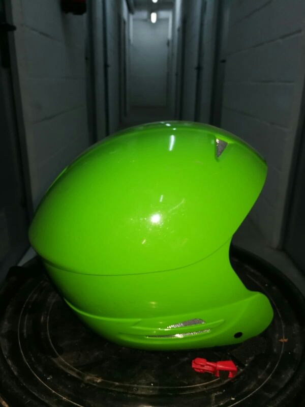 casco skey y patinaje