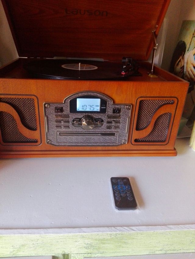 Equipo de música compacto disco compac casetes USB