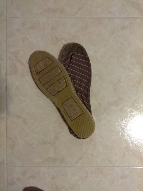 Espadrillas piatte nuove di zecca