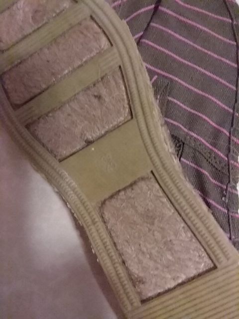 Espadrillas piatte nuove di zecca
