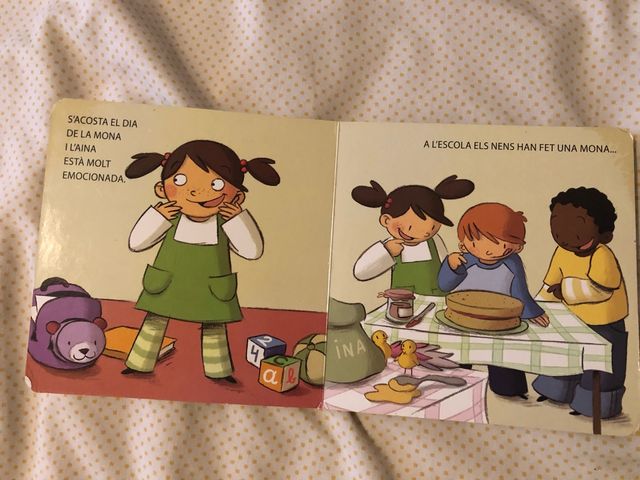 Libro niños desplegable, Regal llibre "MONA"