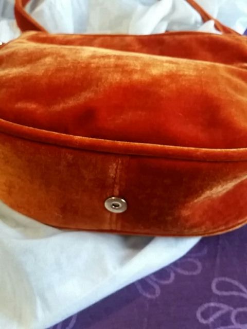 BOLSO NARANJA d TERCIOPELO *KLING*
