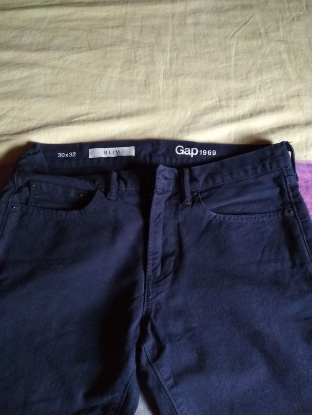 Pantalón GAP , vaquero nuevo.