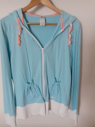 sudaderas de mujer en decathlon