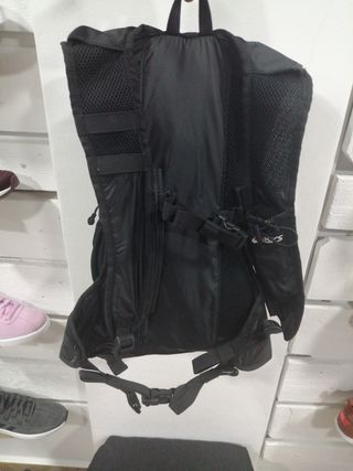 asics mochila trail asics mochila trail