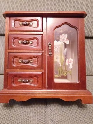 Armario joyero de segunda mano en WALLAPOP