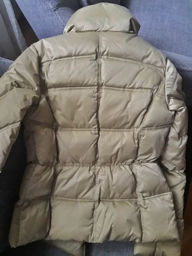 Abrigo italiano plumón 100% color champán talla S