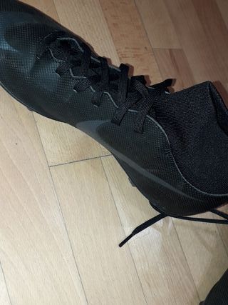 botas nike mercurial negras