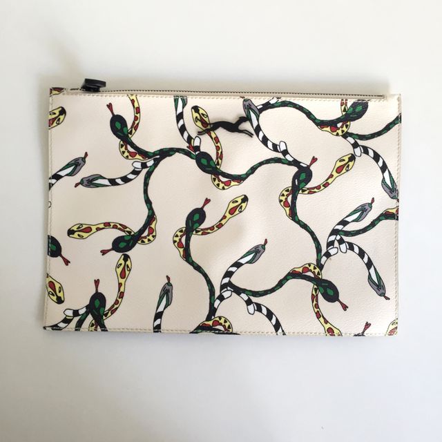Bolso cartera estampado serpientes Bimba y Lola