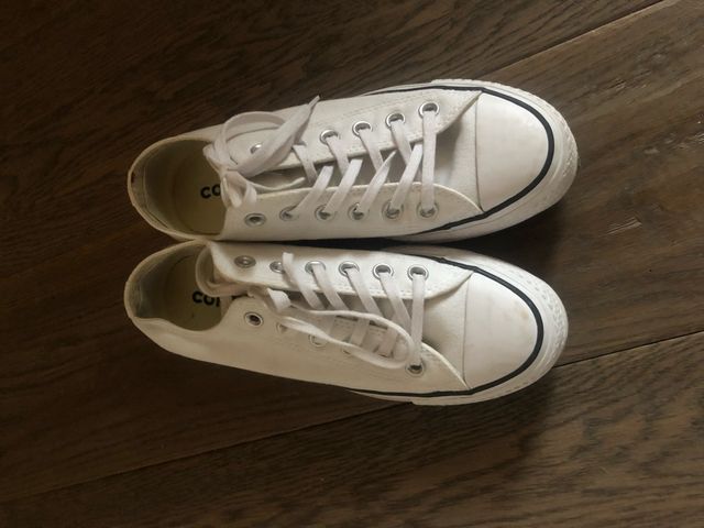 sacerdote carne de vaca minusválido Converse blancas plataforma 37 (tallan grande) de segunda mano por 50 € en Barcelona en WALLAPOP sacerdote carne de vaca minusválido Converse blancas plataforma 37 (tallan grande) de segunda mano por 50 € en Barcelona en WALLAPOP