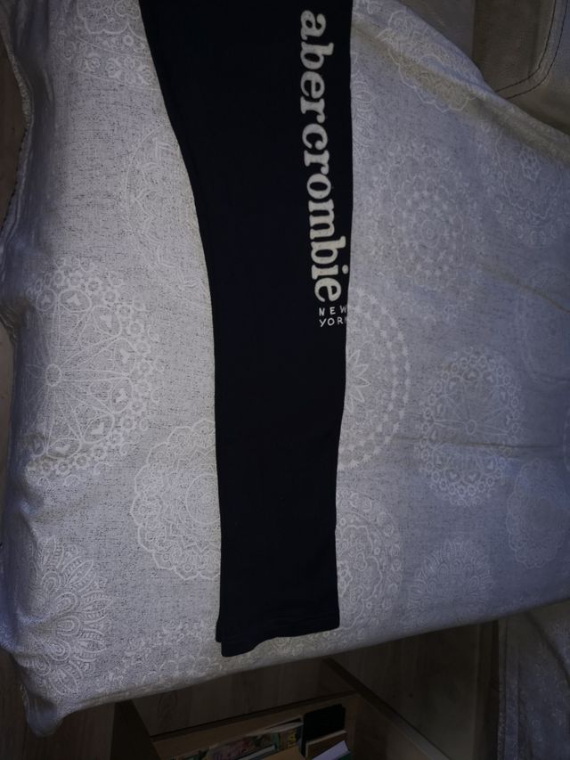 Pantalón tipo chándal Abercrombie, para 1.70 cm