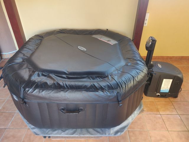 Jacuzzi Hinchable Intex