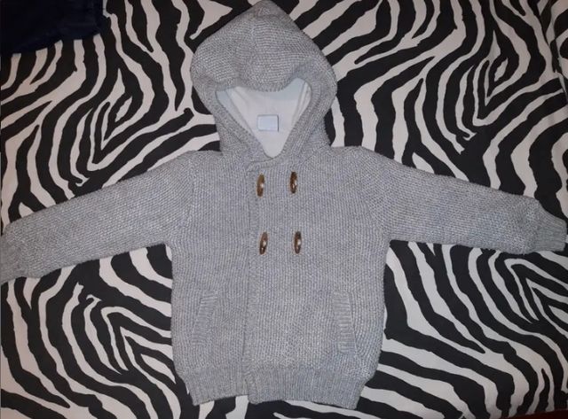 18 Meses. LOTE CHAQUETA y Jersey