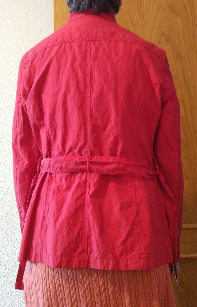 Cazadora entretiempo roja