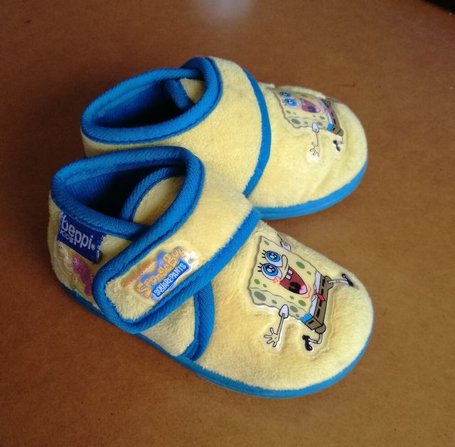 Zapatillas De Casa Bebe T 18 Bob Esponja De Segunda Mano En Santander En Wallapop