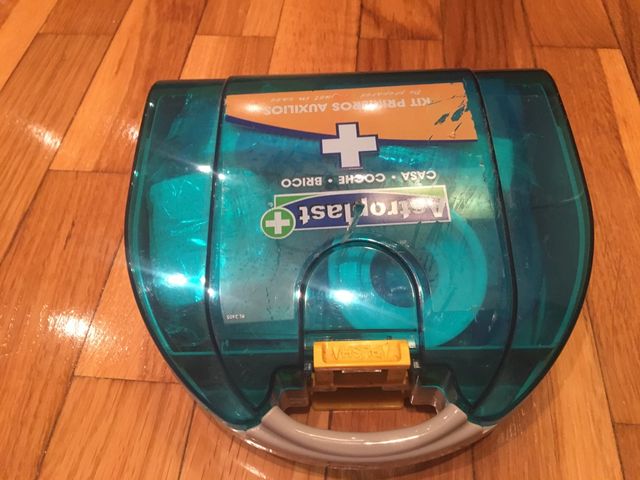 Botiquin primeros auxilios