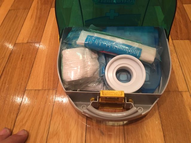 Botiquin primeros auxilios