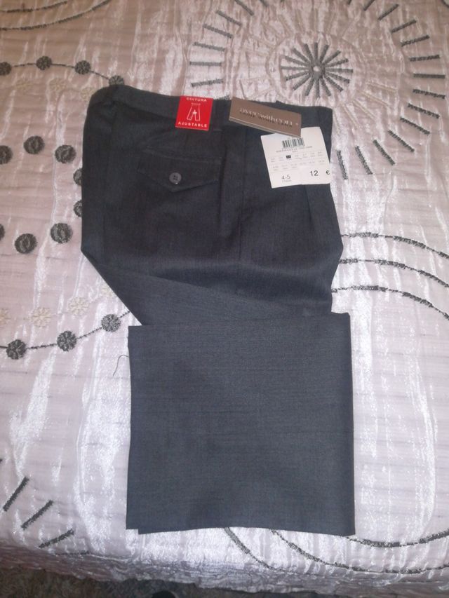 Pantalón de uniforme o vestir sin estrenar