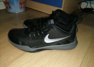 Zapatillas Nike Deportivas de segunda mano en San Sebastián Zapatillas Nike Deportivas de segunda mano en San Sebastián