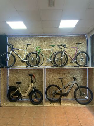 TIENDA Y TALLER BICICLETAS VALENCIA