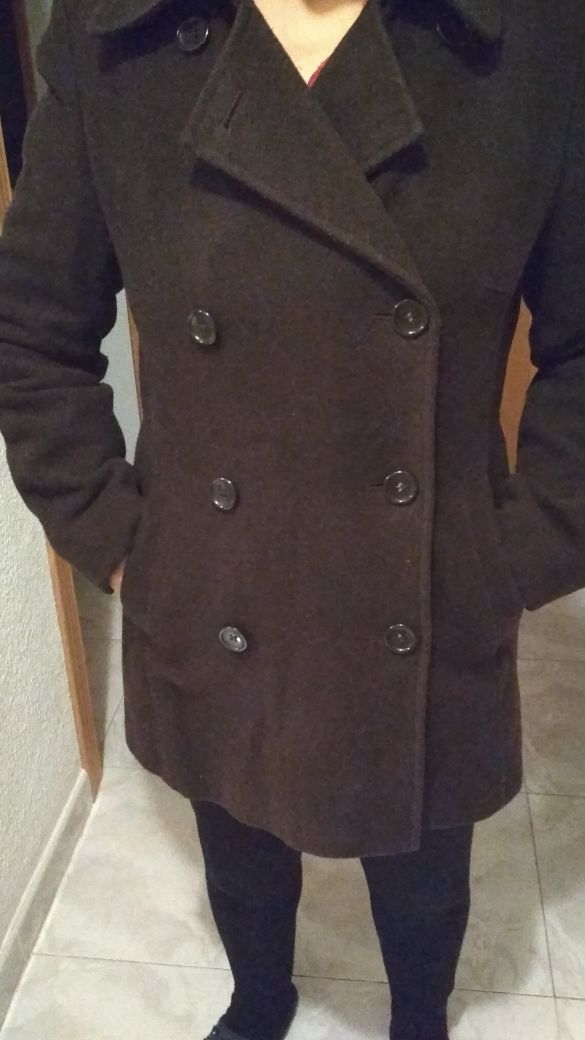 Abrigo de paño marrón, t38-40.