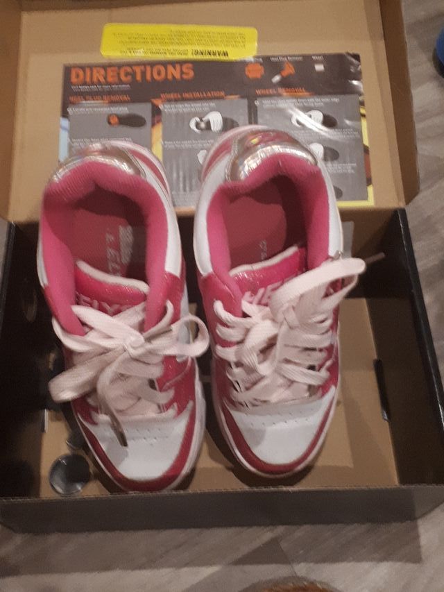 Patines Heelys con rueda número 35 con caja origin