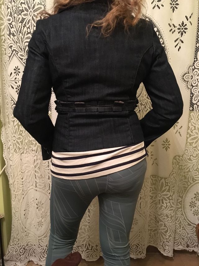 Chaqueta Adolfo dominguez vaquera de diseño. A