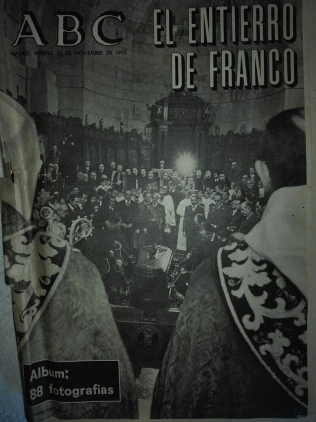 Periodicos muerte y entierro de Franco