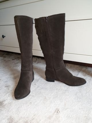 Botas piel n°37 cortefiel de segunda mano por 30 EUR en Vigo en WALLAPOP