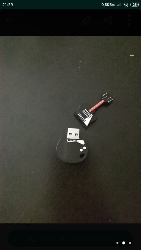 Chitarra elettrica Pen Drive 16GB NUOVA