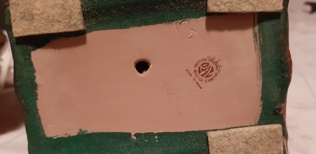 É URGENTE VENDER OS ÚLTIMOS DIAS
Par de figuras em Porcelana