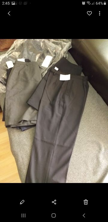 cama con canapés incorporado y luz de LED