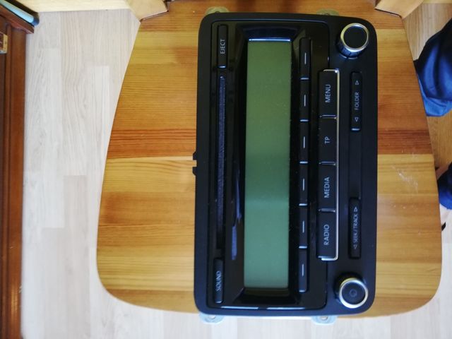 radio CD volkswagen Passat 2009