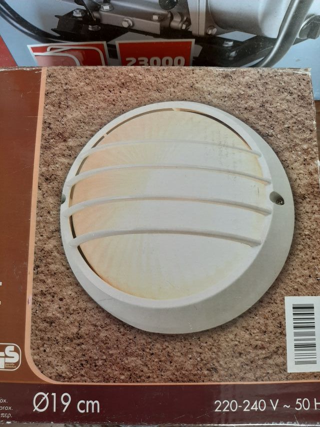 aplique lampara exterior sin estrenar