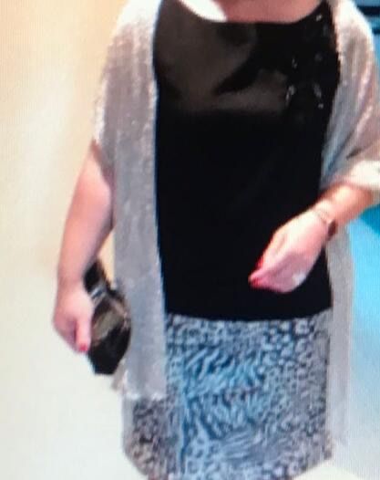 Vestido negro. Puesto 1 vez