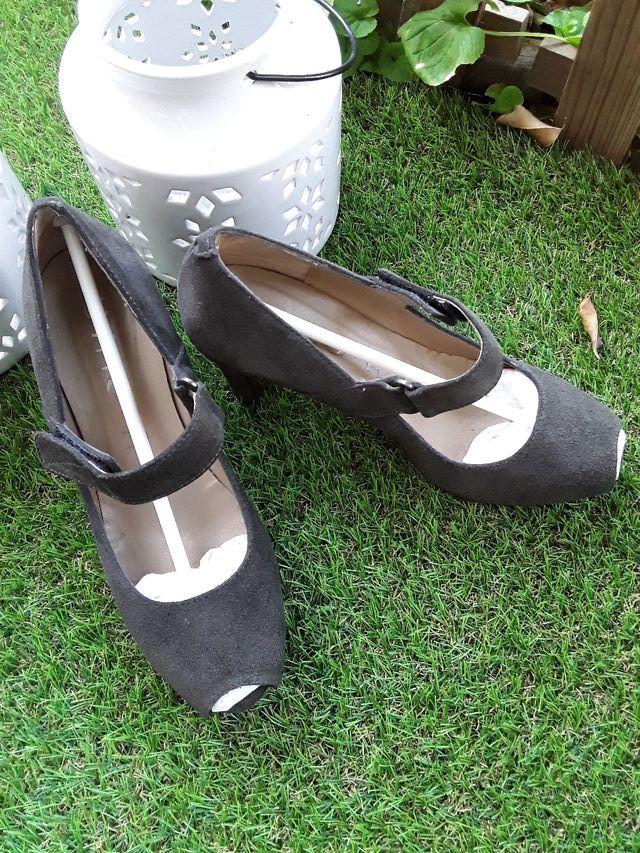 zapatos unisa ,pet shoes ante verde grisáceo