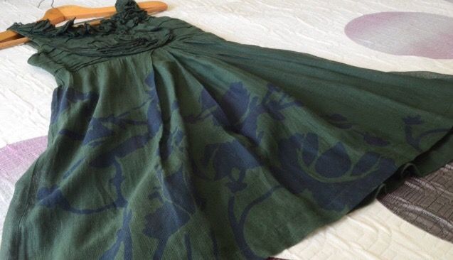 Vestido Adolfo Dominguez