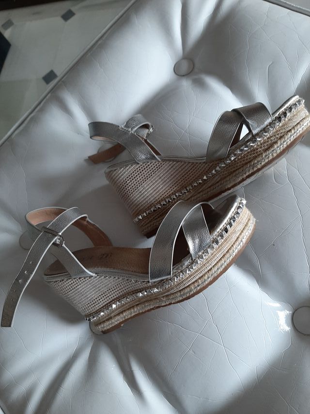 sandalias plata de temporada