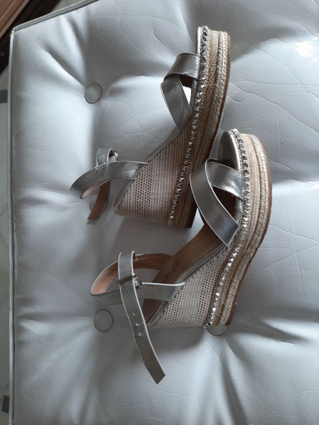 sandalias plata de temporada