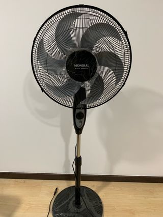 Ventilador de segunda mano en Paracuellos de Jarama en WALLAPOP Ventilador de pie Solac Vento Digital de segunda mano por 10