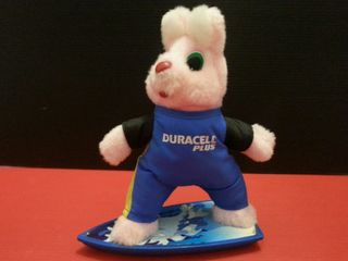 conejo duracell peluche