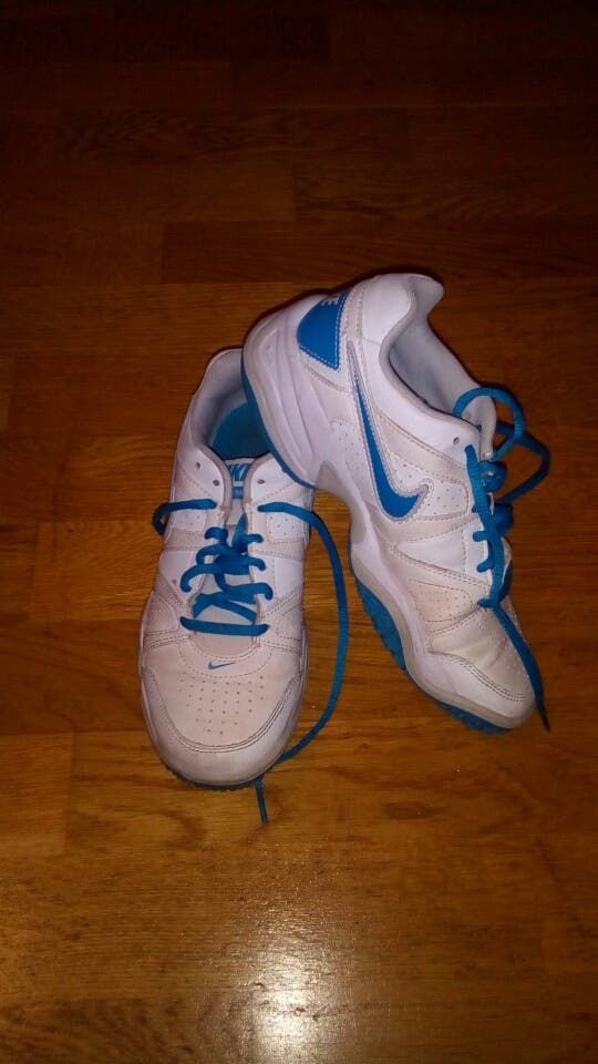 SALDI Sneakers running Nike