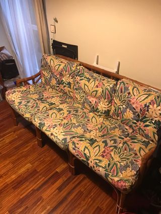 Sofá mimbre de segunda mano en WALLAPOP