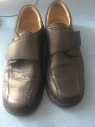 Zapatos colegio de segunda mano en Valdemoro en WALLAPOP Zapatos colegio de segunda mano en Valdemoro en WALLAPOP