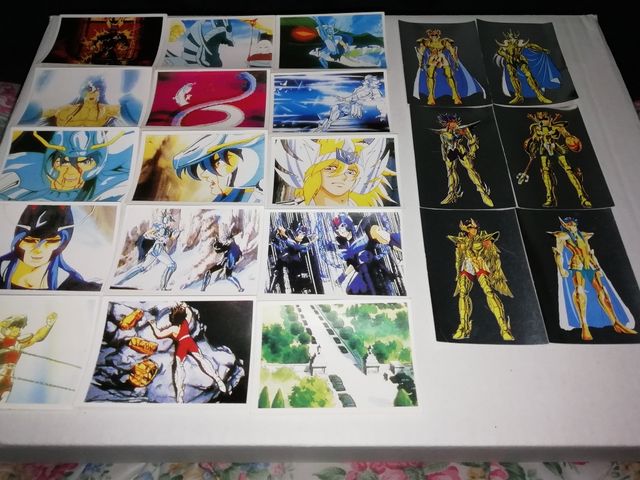 Vendo ou troco de cartas de troca o álbum Knights of the Zodiac