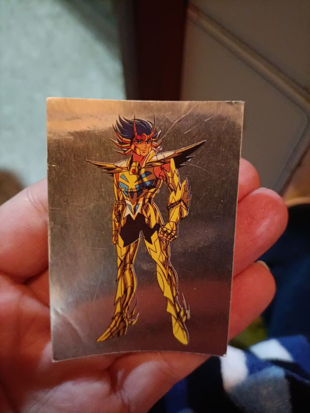 Vendo ou troco de cartas de troca o álbum Knights of the Zodiac