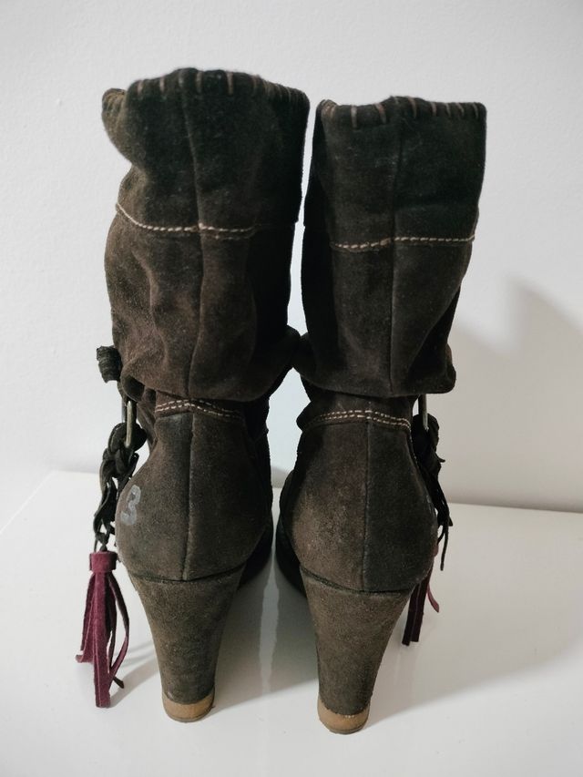 Botas de cuña marrones