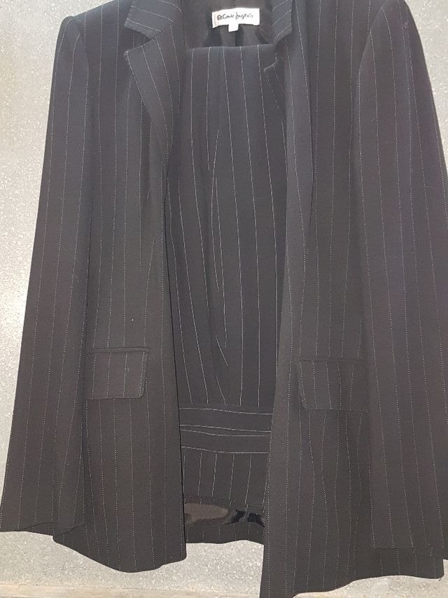 2ªREBAJA. TRAJE DE CHAQUETA. RAYA DIPLOMATICA