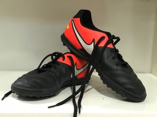 nike tiempo multitaco